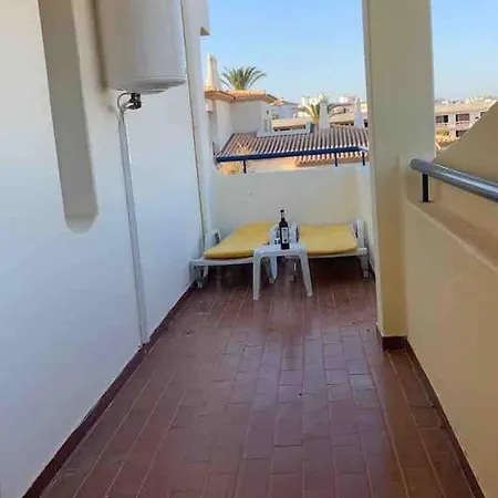 Sweet Olhos Do Mar Apartment